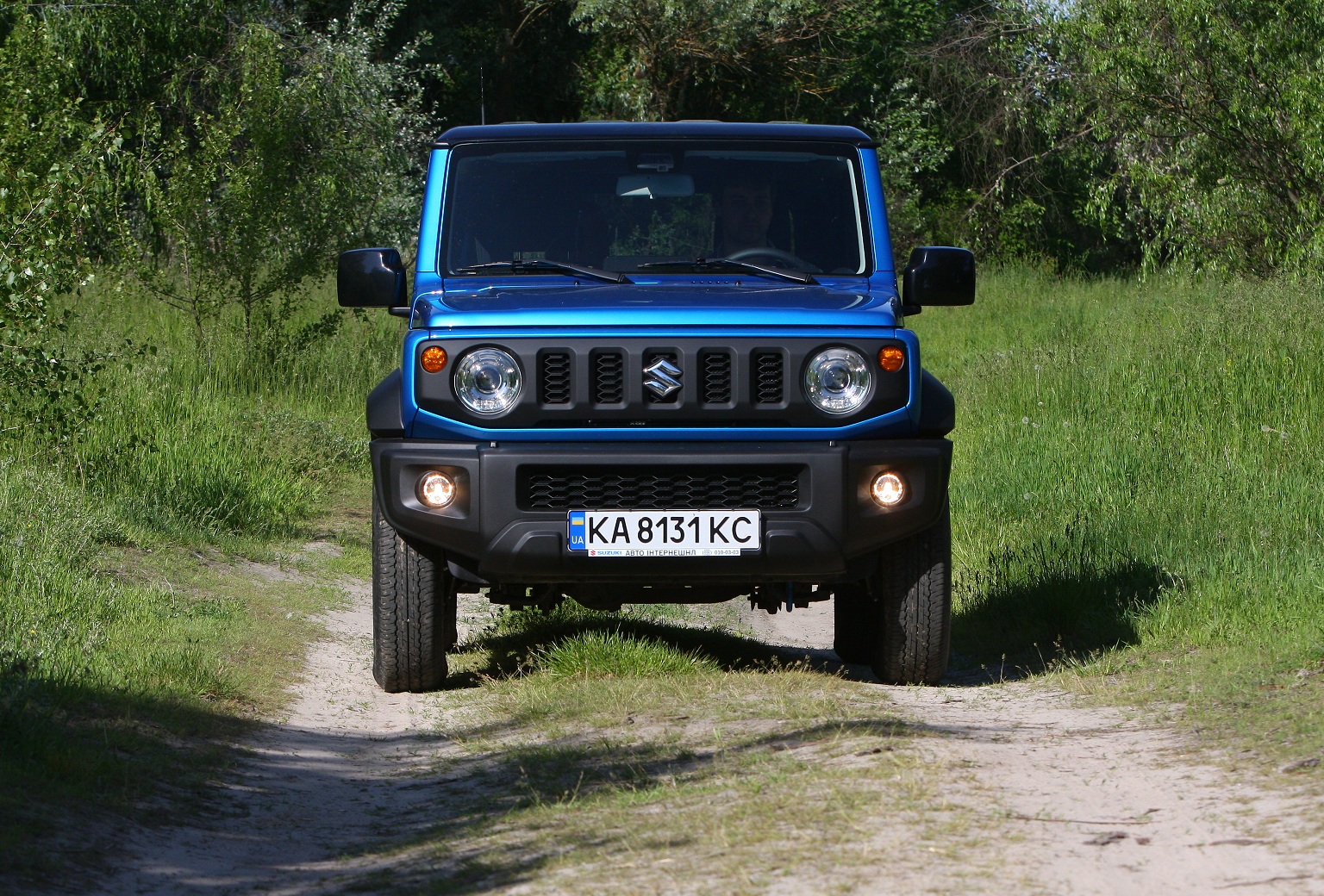 Тест-драйв Suzuki Jimny: маленький король бездорожья. Читайте на UKR.NET