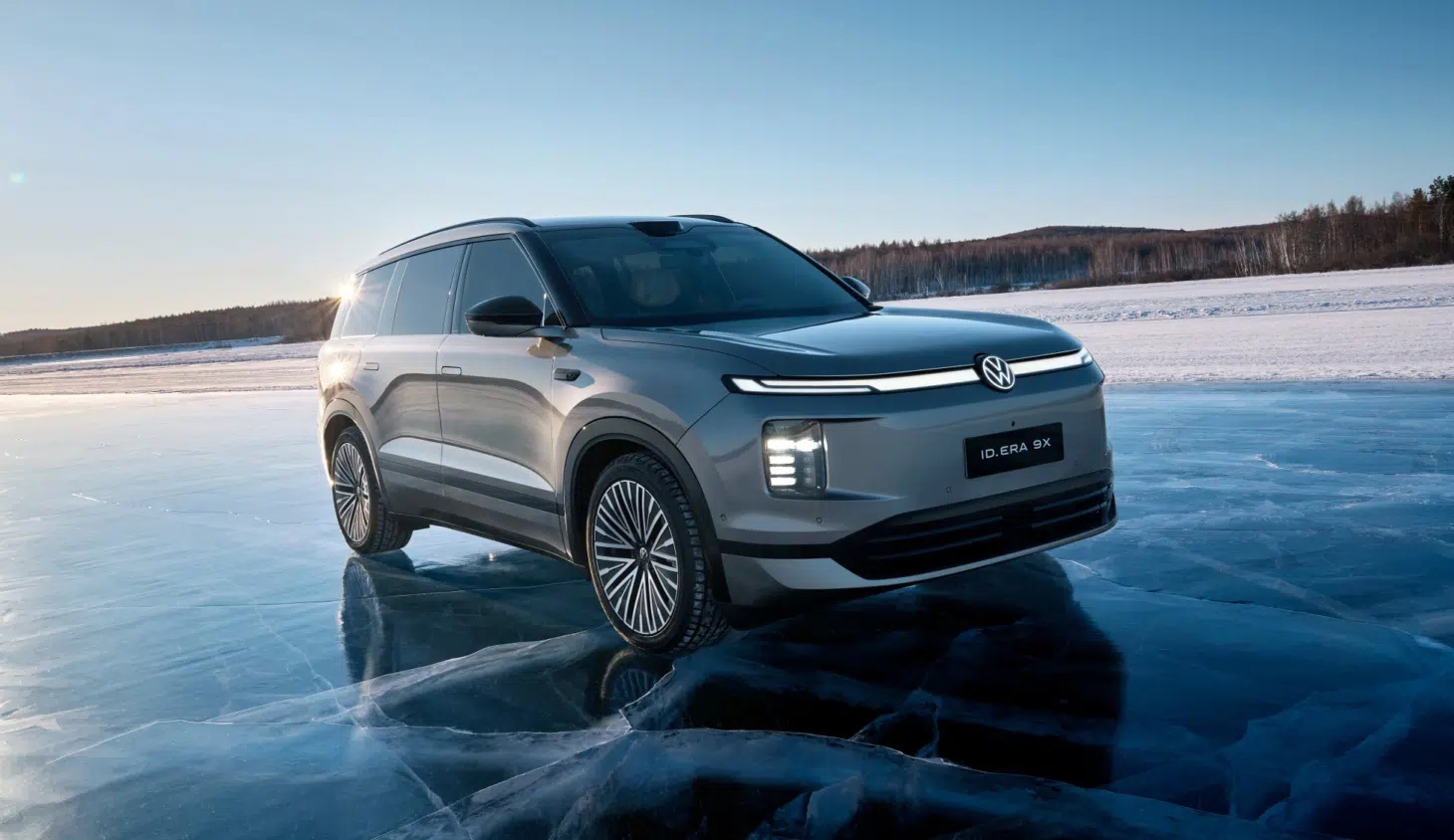 500 сил і витрата 6 л на 100 км: представлено найбільший кросовер Volkswagen (фото)