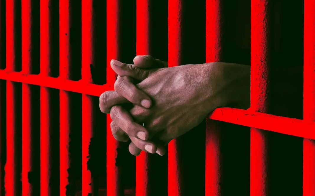 Невинний чоловік опинився у в'язниці через техноло
