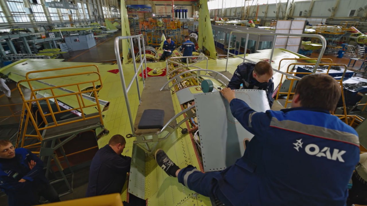 Наслідки удару по авіазаводу ім. Гагаріна, який випускає Су-57 ЗС РФ: що зруйнували дрони ЗСУ (фото)