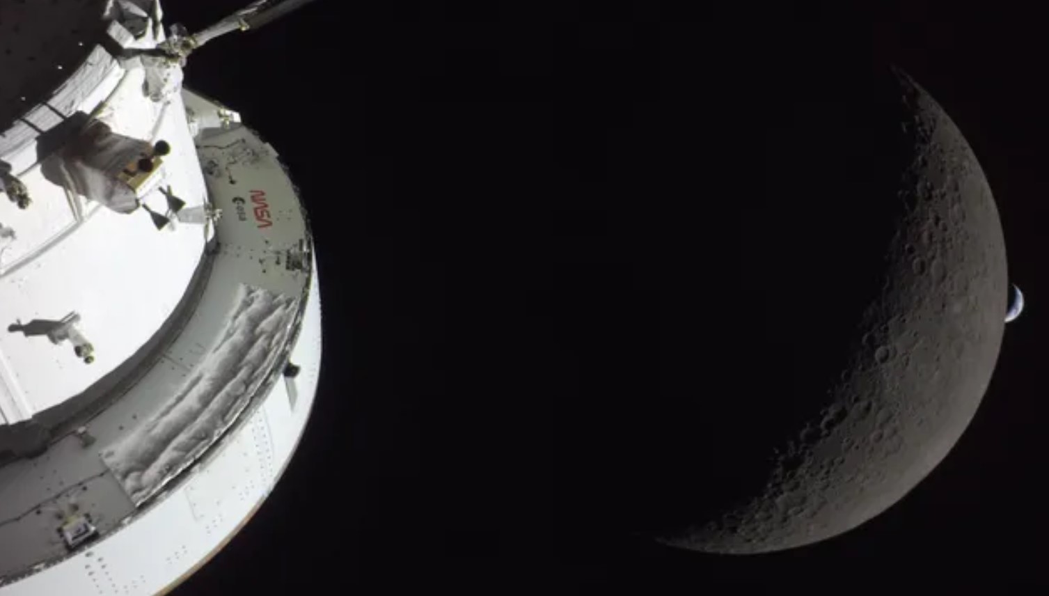 Астронавти NASA і Китаю встановили рекорд із найбільшої відстані між людьми в космосі