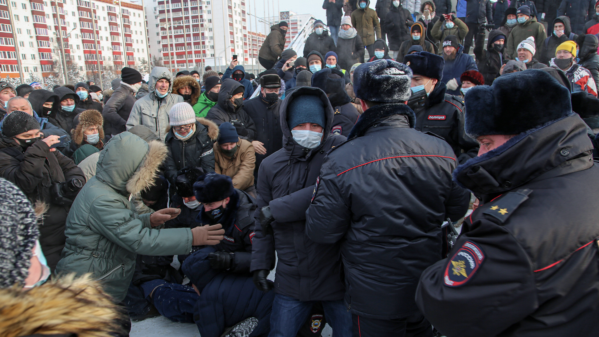 Протест в Башкирии - тысячи людей вышли на митинг - фото, видео