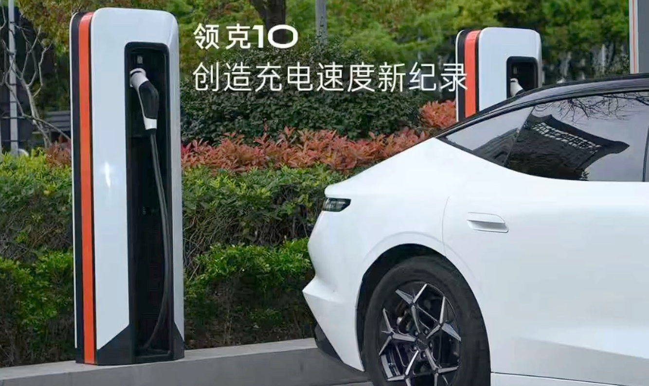 Менш ніж 10 хвилин: електрокар від Geely та Volvo показав рекордно швидку зарядку (відео)