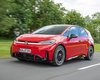 Запас хода 600 км и 5,6 с до сотни: Volkswagen выпустил электрический хэтчбек GTI (фото)
