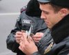 ГАИ: Водитель не обязан передавать в руки инспектору свои права