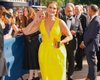 У яскравій сукні та кроксах: Брук Шилдс вийшла на червону доріжку Tony Awards 2024 (фото)