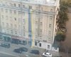 В Москве на фасаде дома вывесили огромный флаг Украины