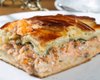 Сытно и вкусно: рецепт пирога с семгой и яйцами