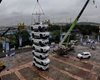 Тест на прочность: в Китае соорудили башню из электромобилей (фото)