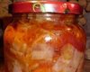 Салат "Зимний": как сделать вкуснейшую заготовку из капусты