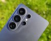 Камера смартфона Samsung Galaxy против OnePlus: выяснили, какая лучше снимает (фото)