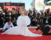 Відкриття Венеційського кінофестивалю-2024: найкрасивіші сукні червоної доріжки (фото)