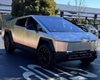 В интернет попали кадры с серийным электропикапом Tesla Cybertruck (фото, видео)