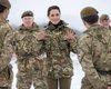 Солдат Кейт. Принцесса Уэльская в военной форме встретилась с солдатами в окопах