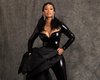 Cardi B кинула мікрофон у фаната, який облив її напоєм під час концерту (відео)