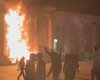 Протесты во Франции: в Бордо неизвестные подожгли здание мэрии (видео)