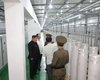 Экскурсия для Ким Чен Ына: в КНДР впервые показали завод по обогащению урана (фото)