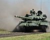 На Луганщине зафиксировали 20 танков и 122 единицы бронетехники из РФ