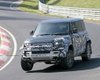 Land Rover готовит конкурента заряженному Гелендвагену: шпионские фото с Нюрбургринга