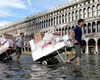 Венеция ускорила погружение под воду