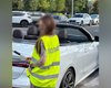 В Киеве блогер снимала видео в полицейском жилете: ей грозит крупный штраф