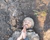 Выдержал 5 сбросов и едва не добили свои: ВСУ дроном взяли в плен оккупанта (видео)