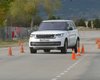 Новейший Range Rover с треском провалил "лосиный" тест (видео)