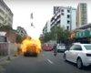 А у нас в машине газ: Toyota Camry трижды взорвалась посреди улицы в Китае (фото, видео)