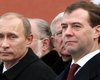 Медведев догнал Путина в рейтинге доверия россиян 