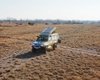 Класичний Toyota Land Cruiser перетворили на недорогий позашляховий автодім (відео)