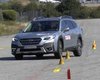 Кроссовер Subaru Outback справился с тестом на управляемость (видео)