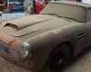 Заброшенное сокровище: культовый Aston Martin за $500 000 простоял 40 лет в гараже (видео)