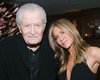 Дженнифер Энистон сообщила о смерти 89-летнего отца