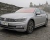 Бизнесмен на большой дороге. Чем удивил Volkswagen Passat восьмого поколения в комплектации Premium R-Line