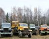 В США среди глуши обнаружили огромное кладбище раритетных 80-летних грузовиков (видео)