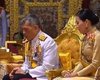 "Беспрецедентный случай": король Таиланда объявил свою любовницу второй королевой