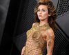 Особняк из музыкального клипа Майли Сайрус "Flowers" продали анонимному фанату (фото, видео)