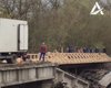 В Украине активно строят временные переправы вместо разрушенных мостов