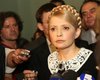 Тимошенко вышла из прокуратуры после 6 часов допроса
