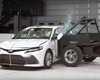 Новая Toyota Camry неожиданно провалила краш-тест (видео)