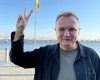 Можливо, прослушка: мер Львова Садовий знайшов у службовому авто дивний пристрій (відео)