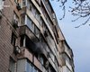 Усі квартири під'їзду пошкоджені: ЗМІ показали наслідки пожежі в будинку Голосіївського стрільця