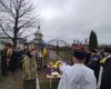 Відспівували під брамою: священник УПЦ МП не пустив до церкви похоронну процесію загиблого бійця