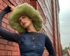 Белла Хадид показала самую модную шляпу этой зимы