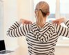 Как избавиться от холки на шее: 5 простых упражнений, которые улучшат осанку