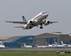 Российскому Sukhoi Superjet пришлось вернуться в аэропорт из-за срабатывания датчика утечки воздуха