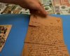 Женщина нашла во время ремонта письмо 100-летней давности: ждал, чтобы его прочитали (фото, видео)