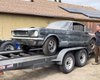 Культовый американский спорткар за $350 000 простоял полвека на улице (видео)