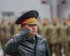 Министр обороны Украины при увольнении с воинской службы получил почти 2 млн грн