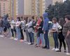 Белорусы стихийно формируют живые цепи солидарности